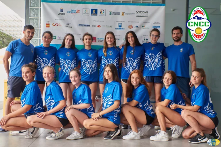 Juvenil femenino de waterpolo